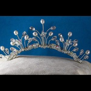 Bridal Tiara/Swarovski Crystal & Freshwater Pearl